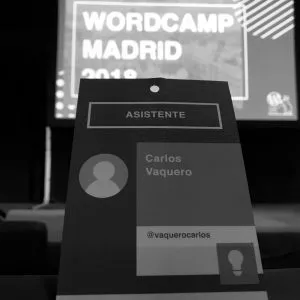 Charly Vaquero en la WordCamp Madrid, fotografía en blanco y negro